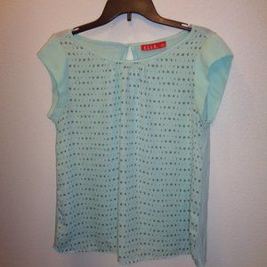 ELLE Women's Short Sleeve Top Size Medium